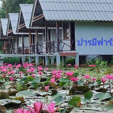 ปารมีฟาร์มสเตย์ Takuapa Buitenkant foto